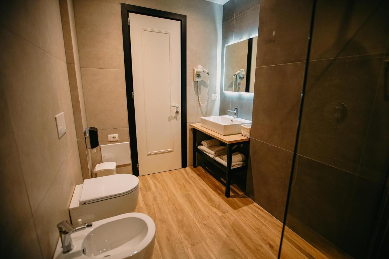Hotel Delta Premium Durres Exterior photo